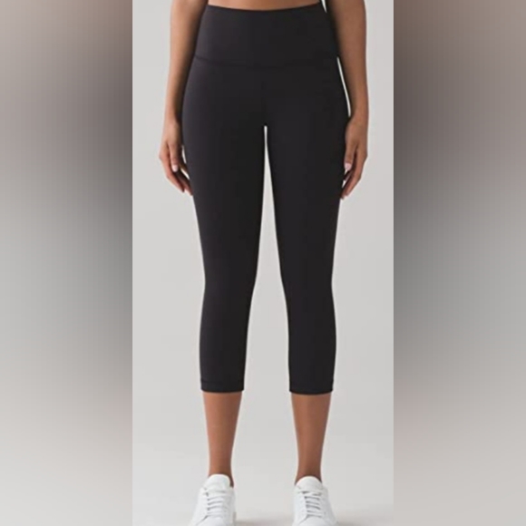 Lululemon Women's Wunder Under Crop Leggings 21" inseam, size 4 in dark gray - Picture 7 of 7